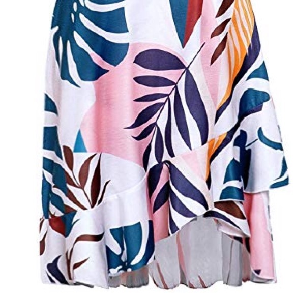 5⭐️ Rated Wrap Dress - Picture 4 of 5